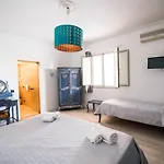 Scilla E Cariddi Konukevi