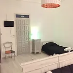 Πανσιόν Scilla E Cariddi 3*