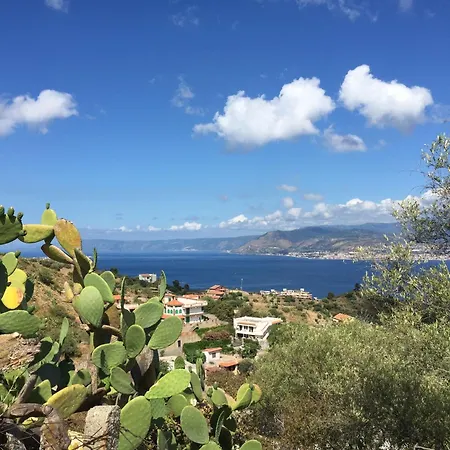 Konukevi Scilla E Cariddi 3*