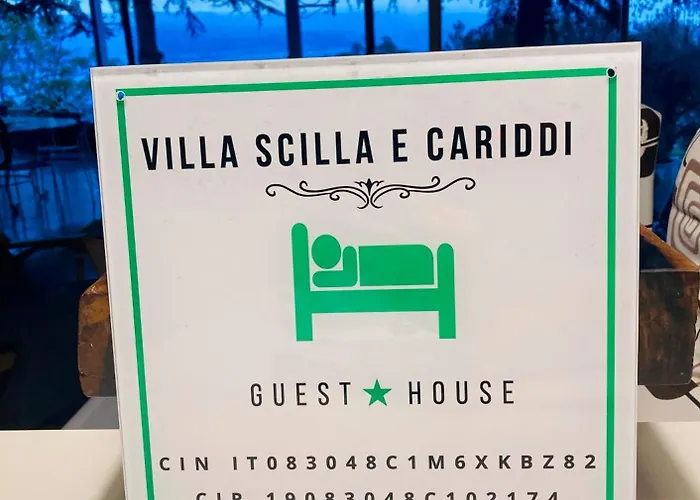 Scilla E Cariddi בית הארחה