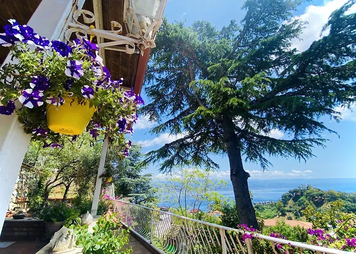 Scilla E Cariddi 3* Мессина